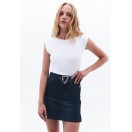 Beyaz Pamuklu Bot Yaka Tişört